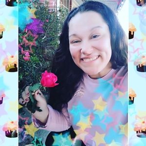 Meet your Posher, Christy